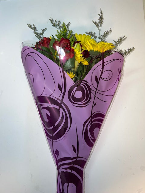 Petal flower bouquet sleeves (Purple) - 50 sleeves/pack. Size: Height 50cm; Top width 34cm; Bottom width 10cm